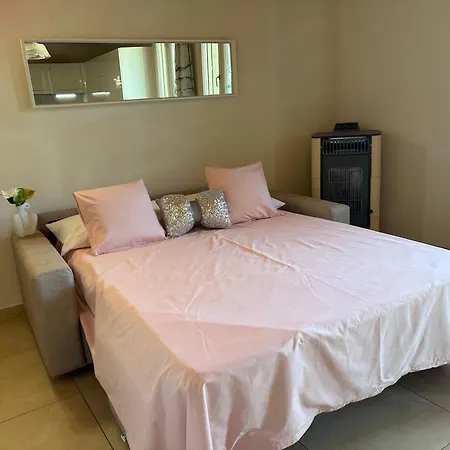 Apartment Aura *