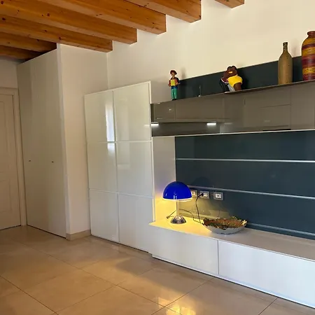 Apartment Aura *